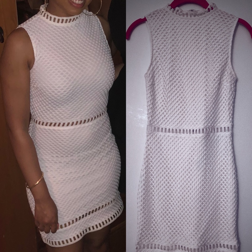 🤍 Missguided Carli Bybel High Neck Lace Bodycon Dress